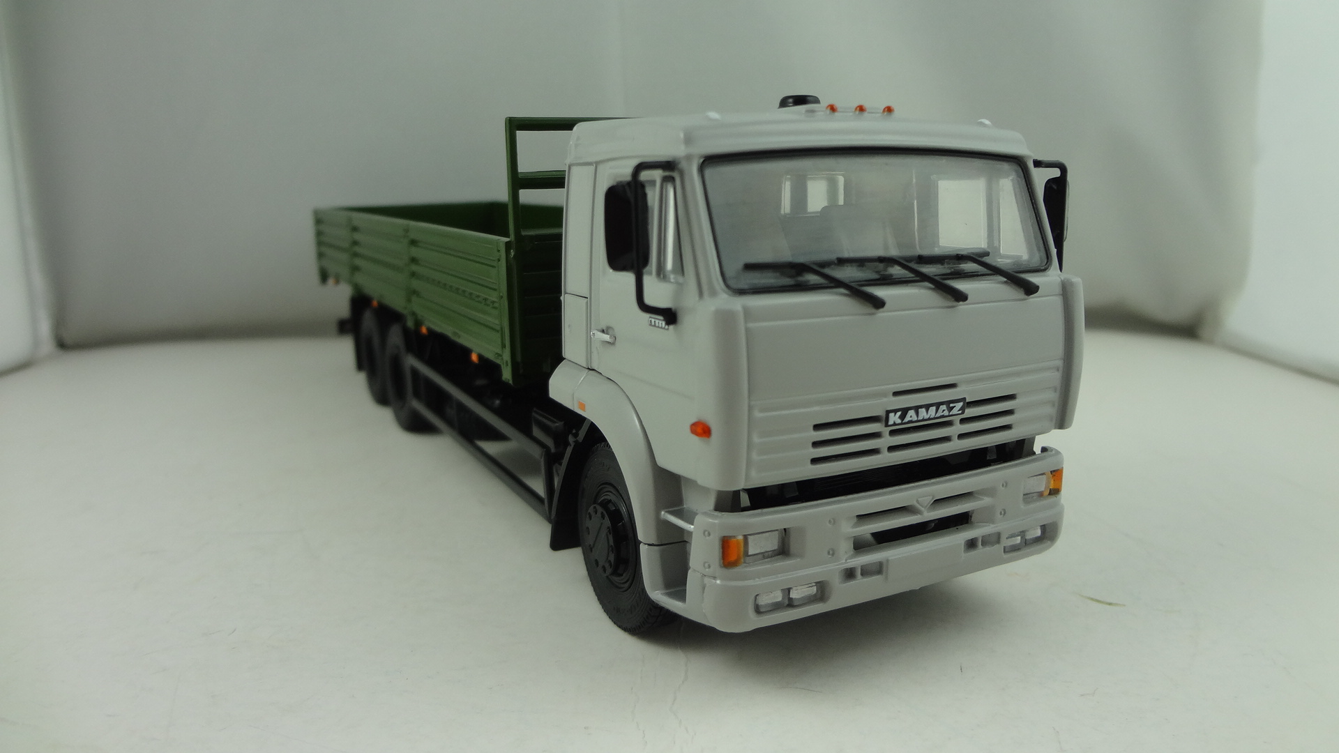 OEM 1: 43 Russian Trailer model collectible toy,collectable diecast model 