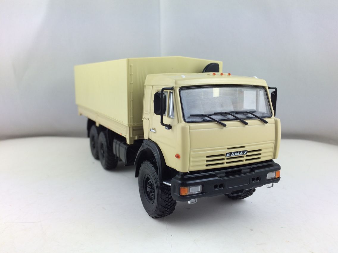 Customized Diecast 1/43 scale Beige Kamaz container truck with tent 