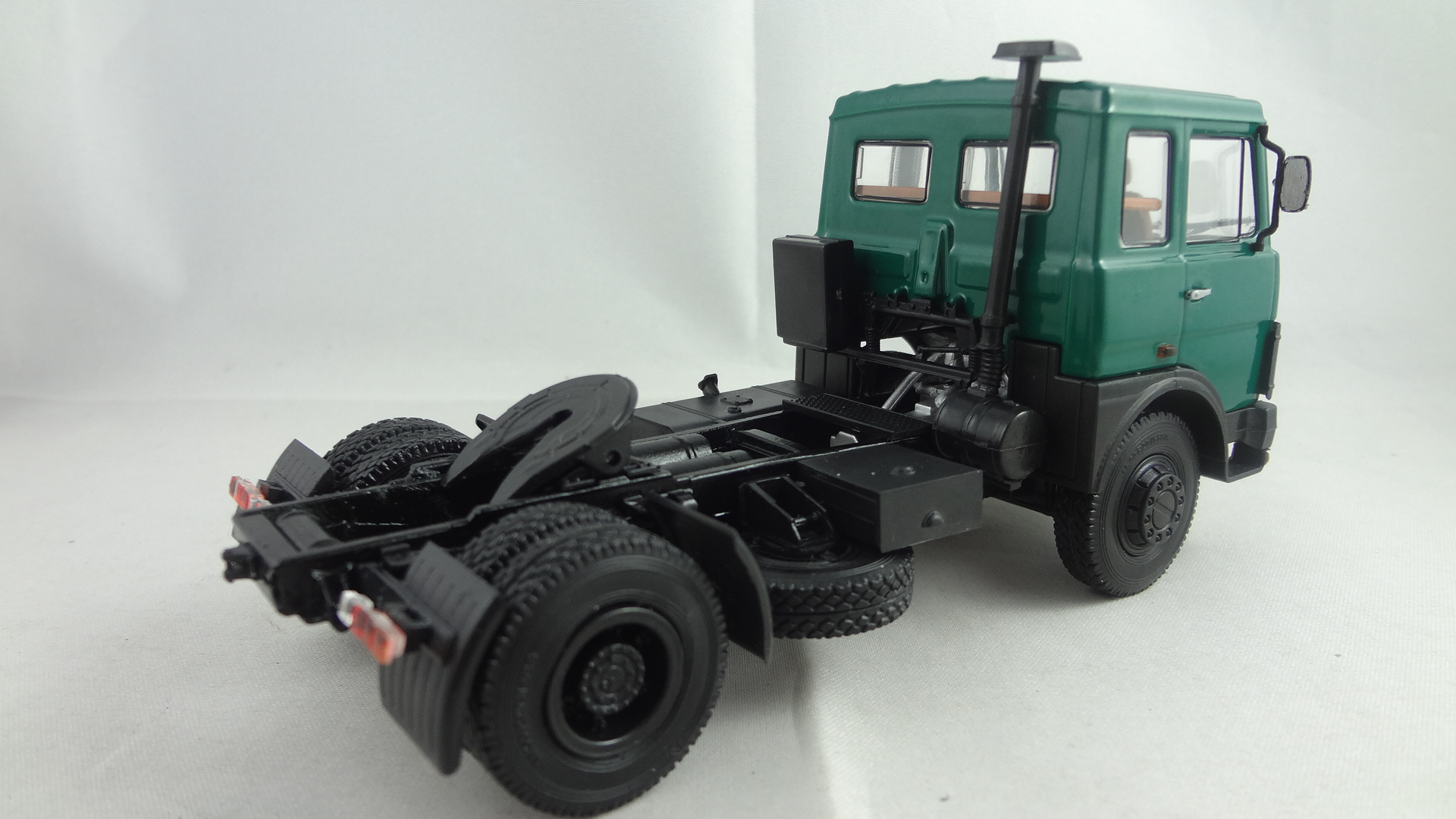 Green Cabine Maz truck trailer collectible toy 
