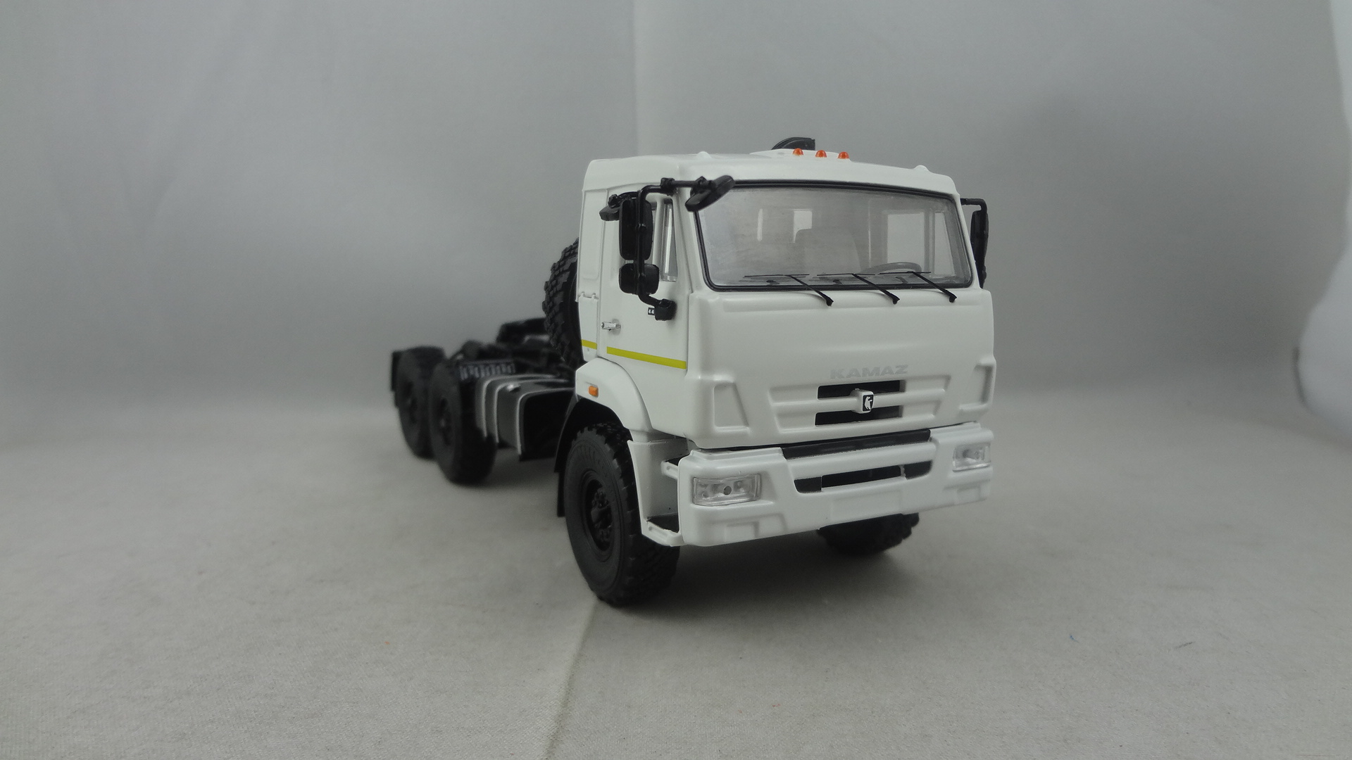 Daf-J version White Diecast 1/43 Scale Truck model toys 