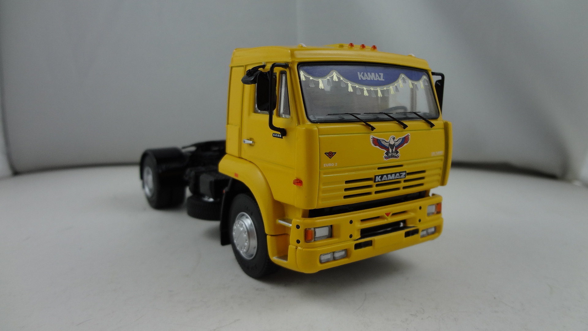 DAF-5460 Yellow functional truck trailer model 