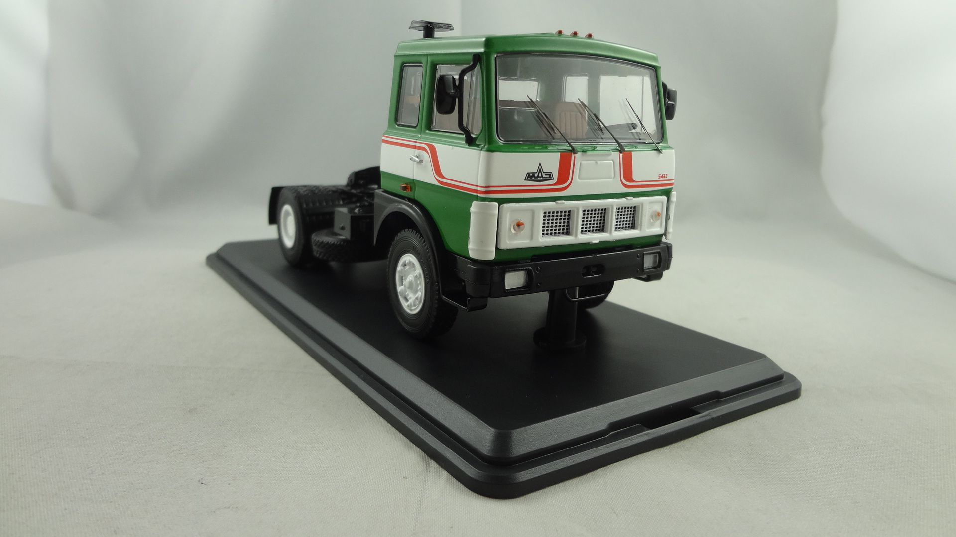 OEM Maz-5432 Old Green cabine model truck trailer toy 