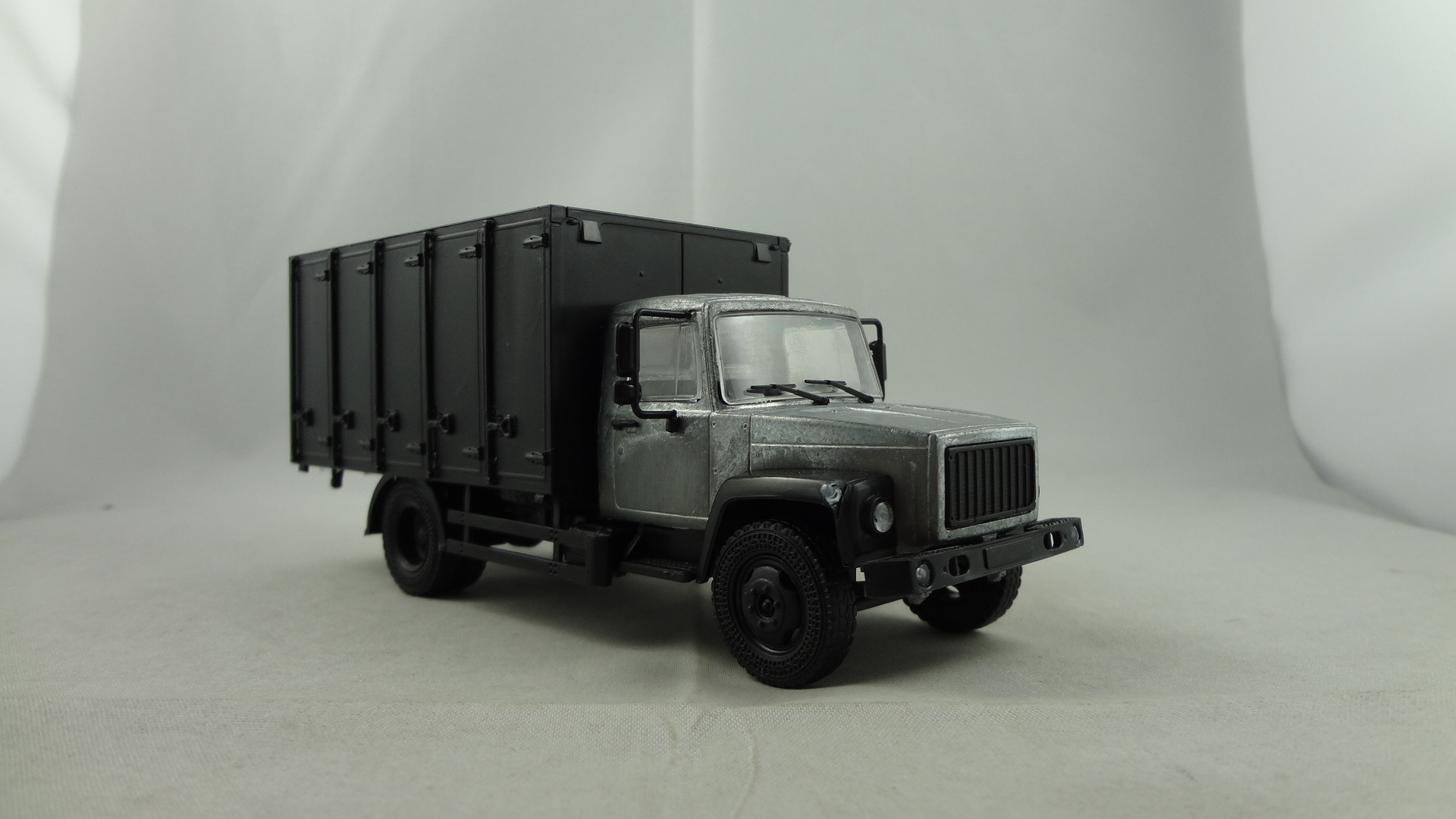 Diecast unpainted tooling gaz-3307 Bread Van
