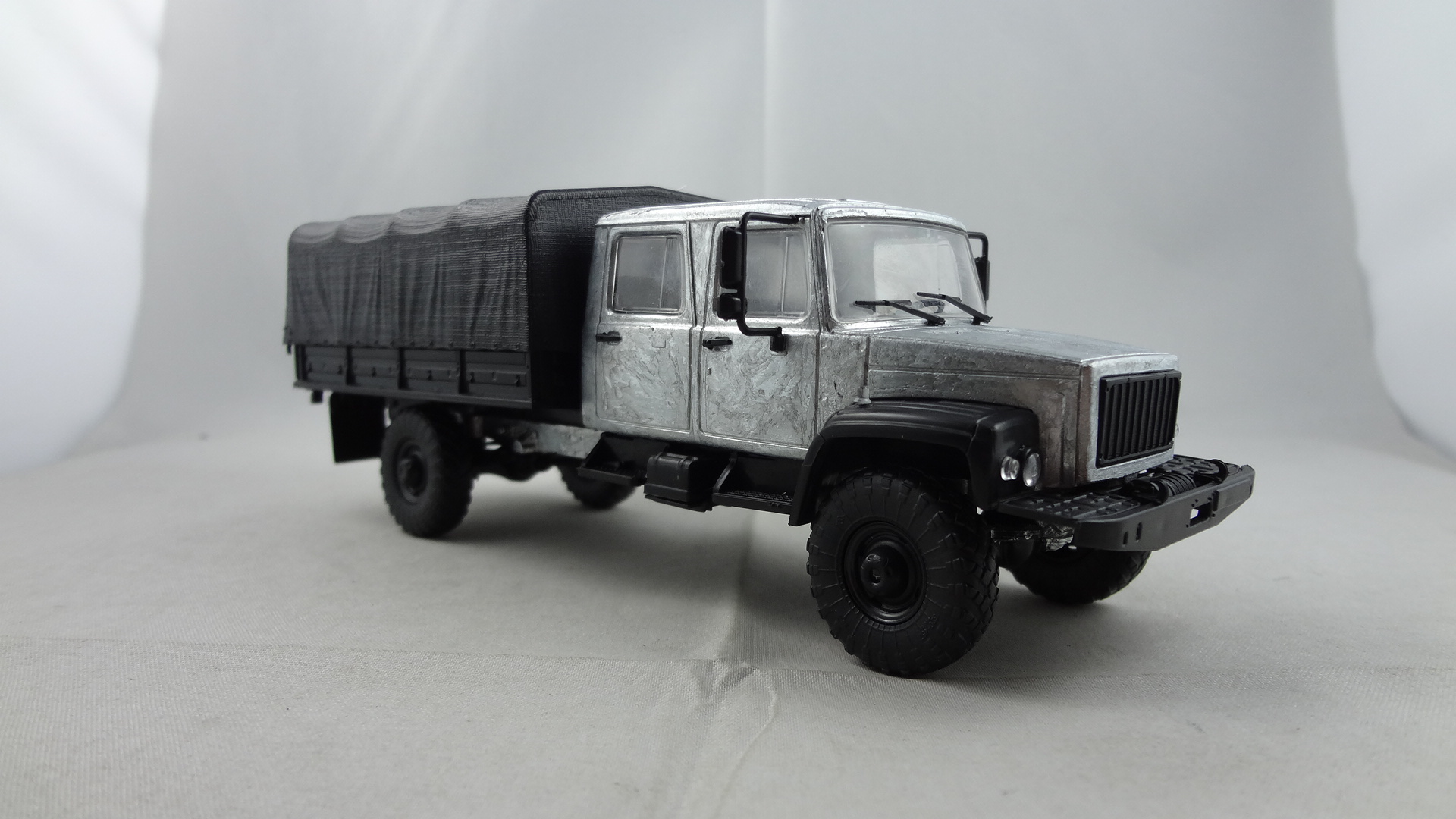 OEM tooling unpainted model truck GAZ278449-4X4 