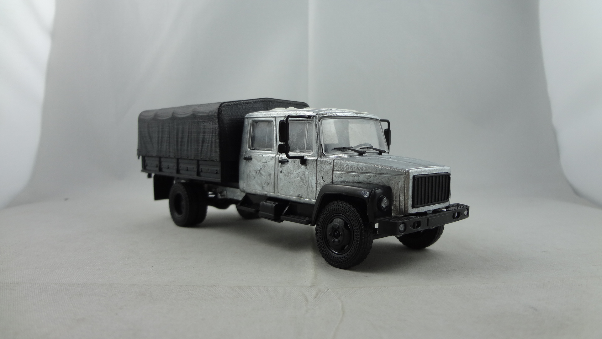 OEM unpainted tooling diecast model GAZ278469 4X2